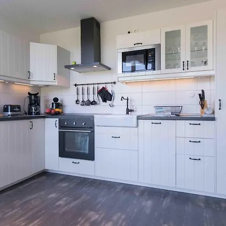 Born - Schwedenhus Eg-whg. Wi-4.1 Wieck