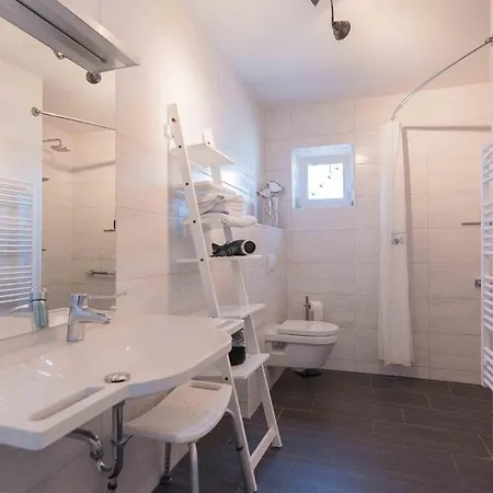 Born - Schwedenhus Eg-whg. Wi-4.1 * Wieck